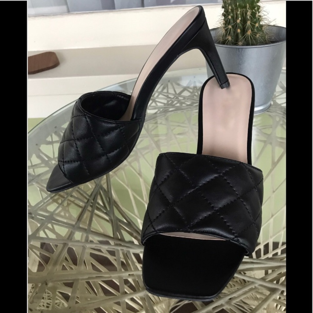 New quilted square toe heel 6.5 & 8.5 - Picture 10 of 16